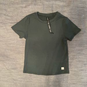 Vuori Mudra Tee- Never Worn- Size Small